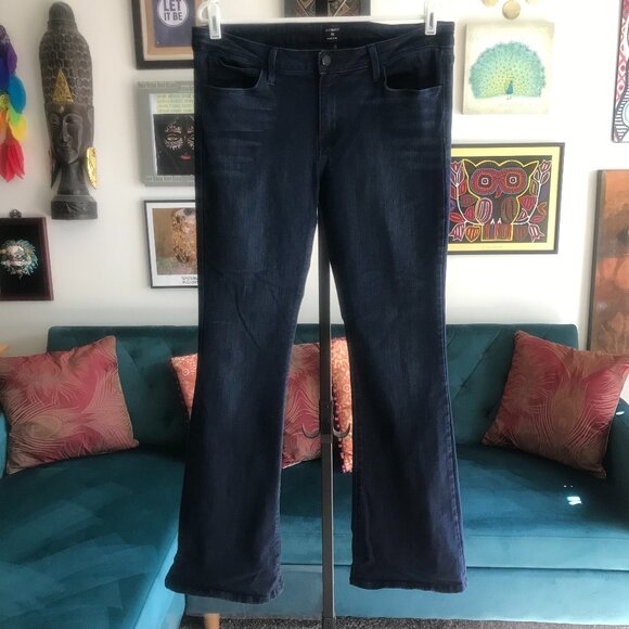 JUST BLACK size 32 Dark Wash Stretch Denim Mid Rise Flare Jeans - Picture 1 of 5